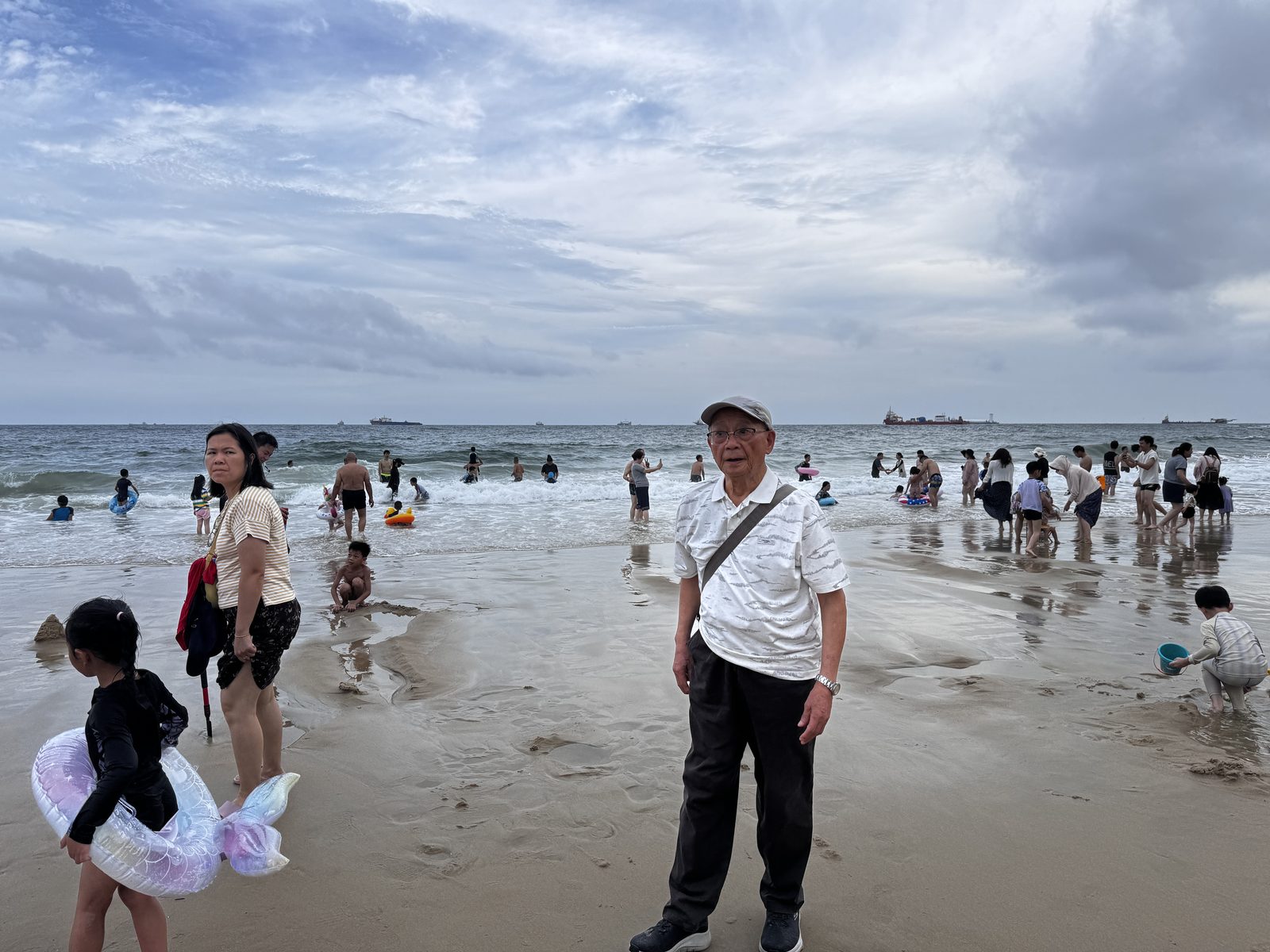 沙滩上的教授